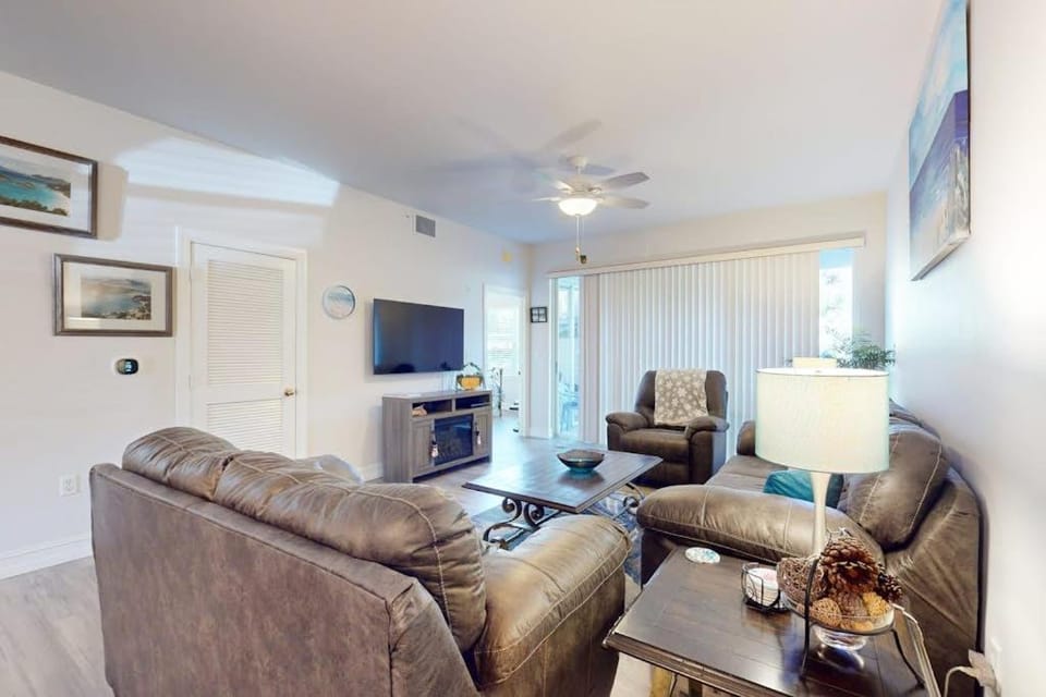 Vanderbilt Villas House in North Naples