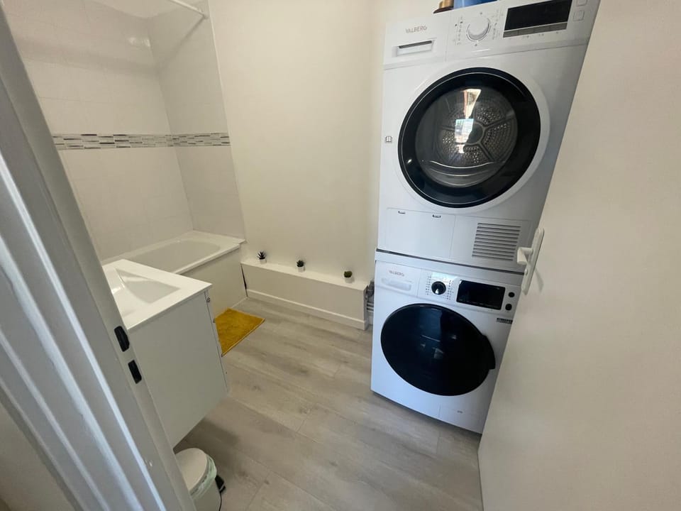 Bathroom, washing machine, dryer