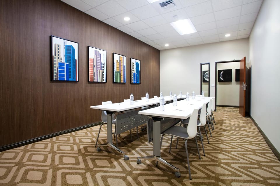 Meeting/conference room, Meeting/conference room