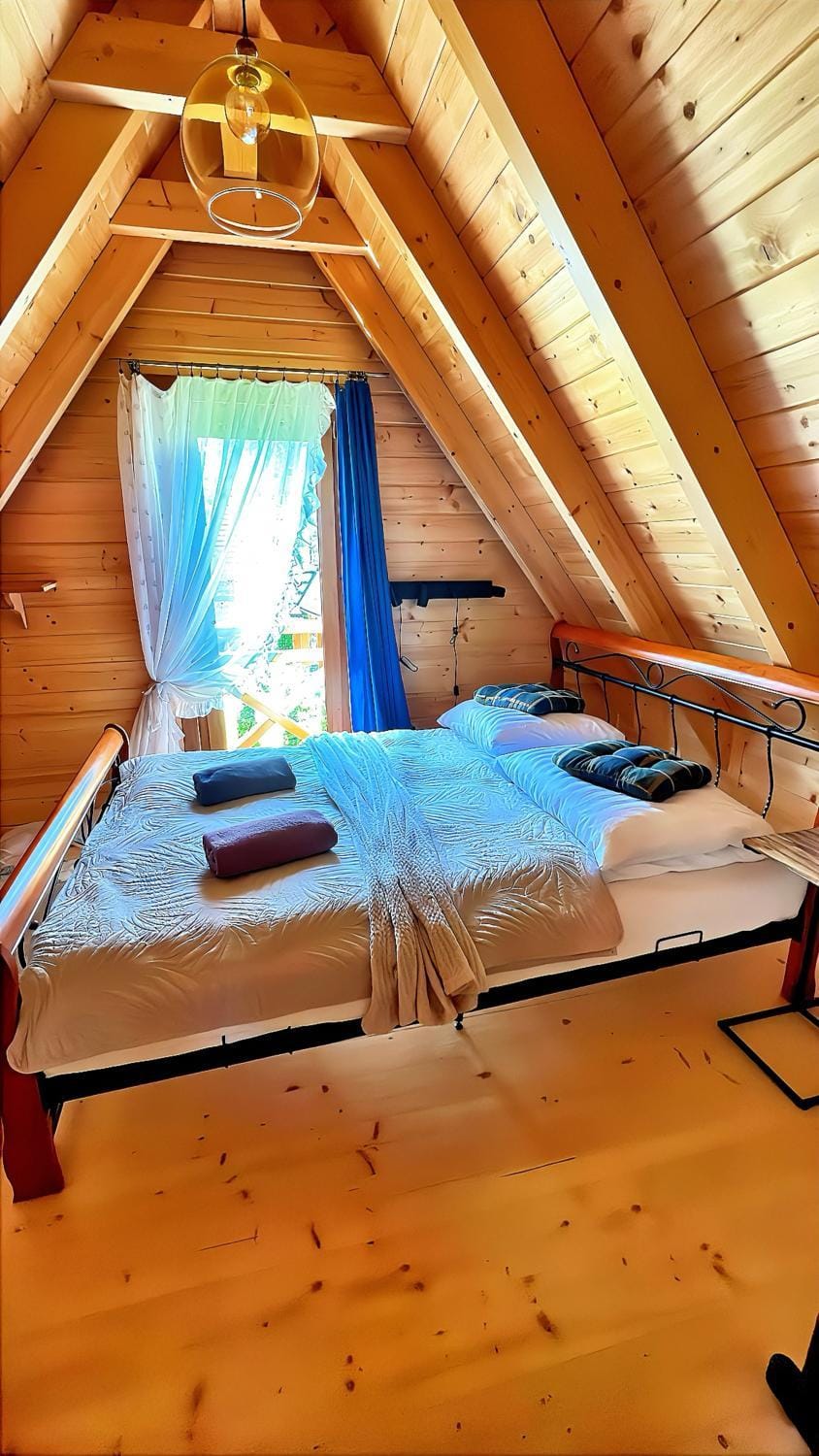 Bed, View (from property/room), View (from property/room), Balcony/Terrace, Balcony/Terrace, Photo of the whole room, Bedroom, Garden view, Garden view, towels, towels