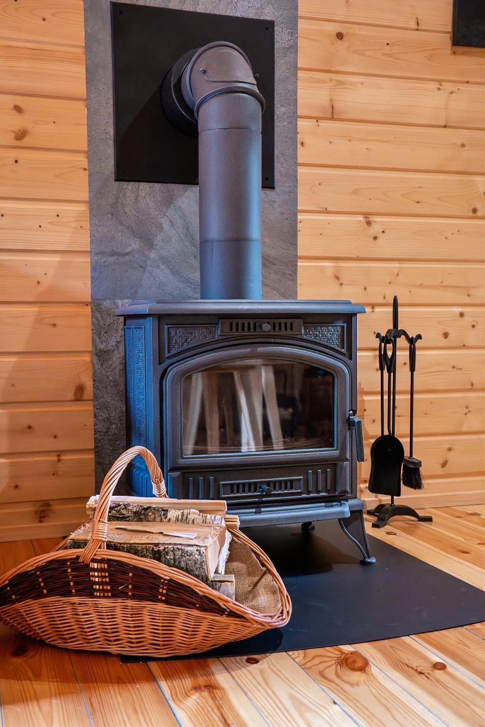 Property building, Communal lounge/ TV room, Living room, fireplace, fireplace