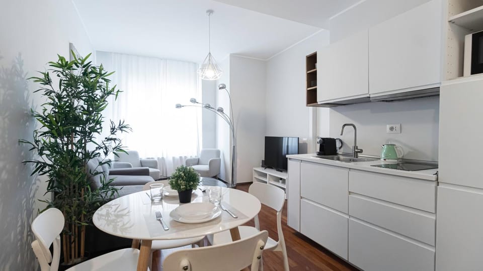 Kitchen or kitchenette, Living room, Dining area