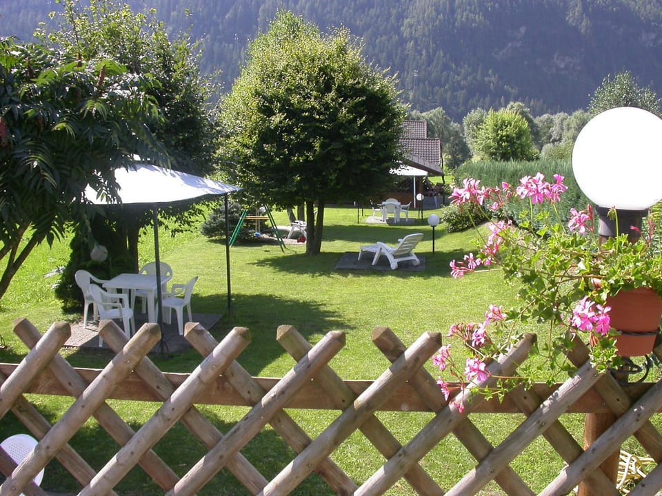 Spring, Natural landscape, Garden, Garden view, Mountain view