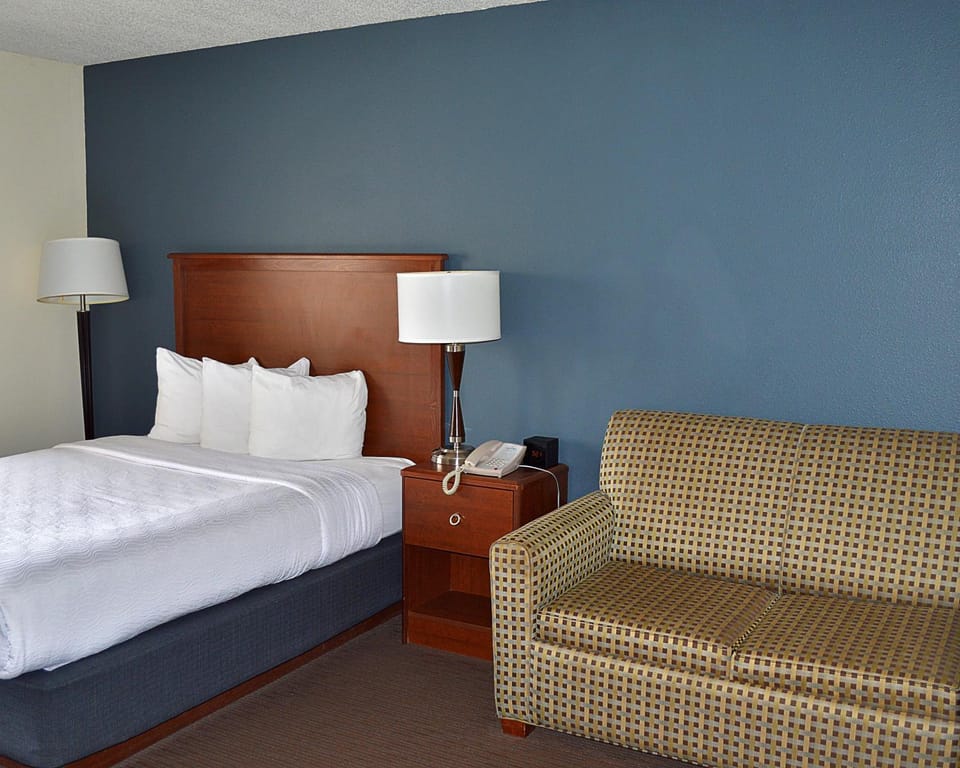 AmericInn by Wyndham Spencer Hotel in Iowa