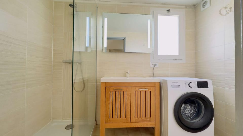 Shower, Bathroom, washing machine