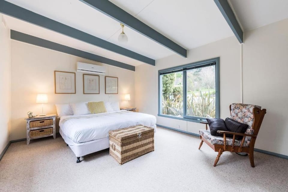 Panorama Retreat & Resort Hotel in Melbourne