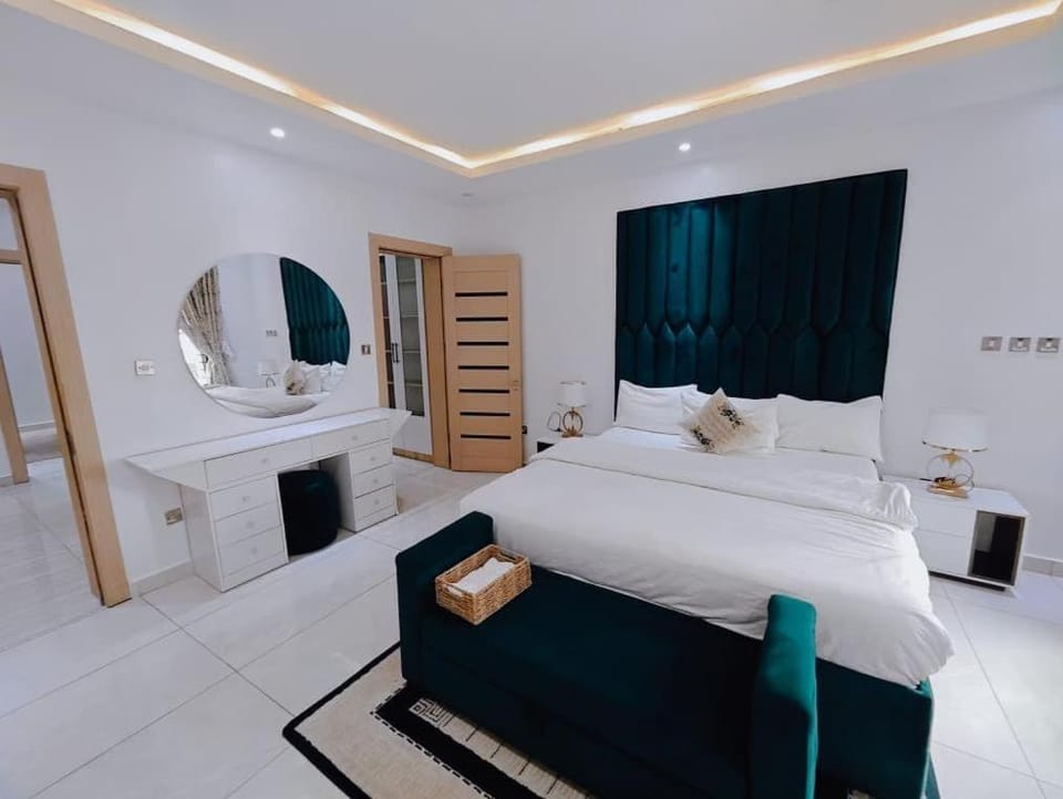 Abuja Apartments 24 (B&H) Vacation rental in Abuja