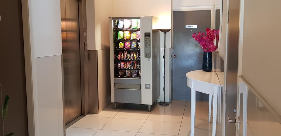 Lobby or reception, Area and facilities