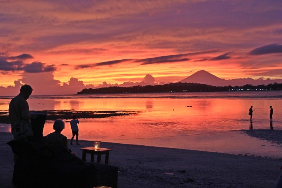 Nearby landmark, People, Natural landscape, Mountain view, Sea view, Sunset, group of guests