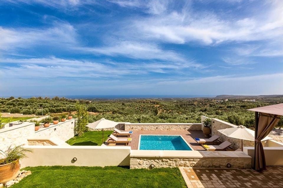 Property building, Patio, Day, Natural landscape, View (from property/room), Balcony/Terrace, Pool view, Sea view, Swimming pool, sunbed