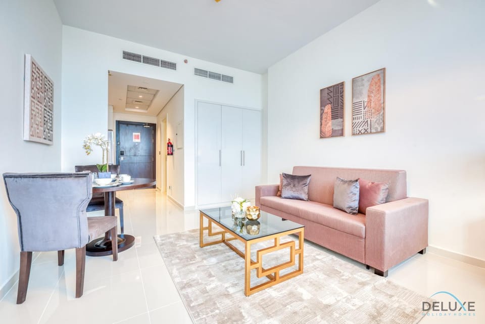 Living room, Dining area, wardrobe
