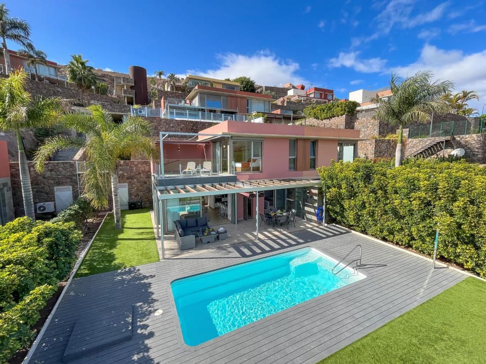Garden, Swimming pool, sunbed