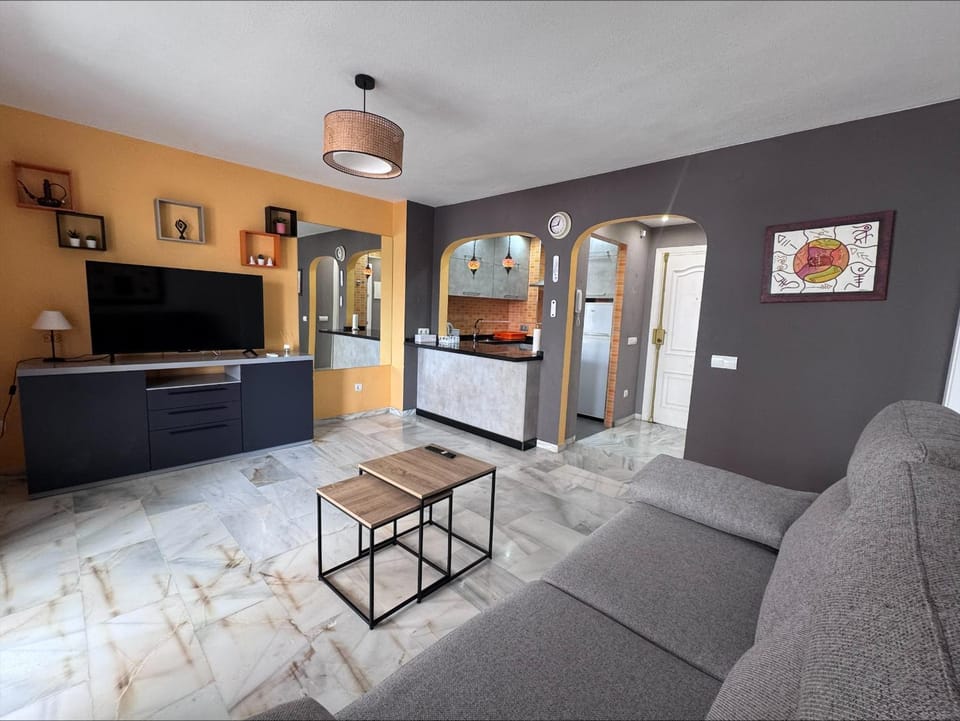 Communal lounge/ TV room, Living room