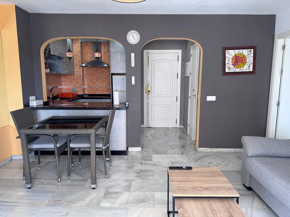 Kitchen or kitchenette, Living room, Dining area