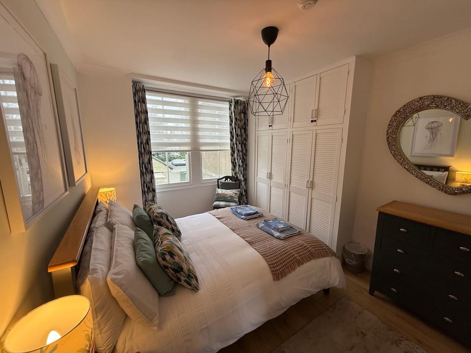 Newton Croft Tenby overlooking North Beach Apartment in Wales