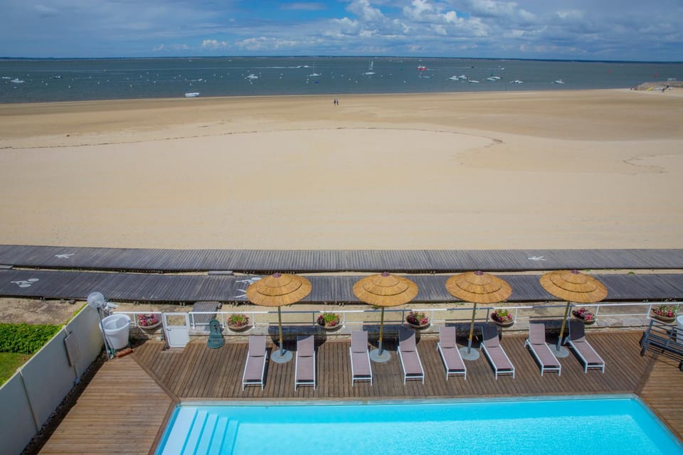 Beach, Sea view, Swimming pool