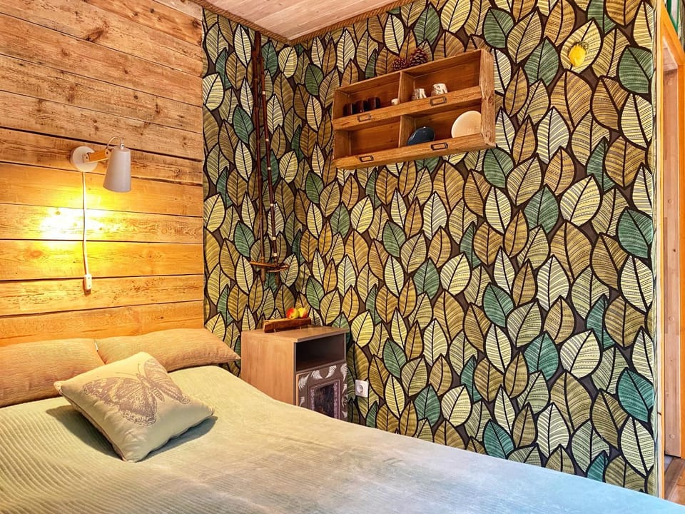 Bed, Photo of the whole room
