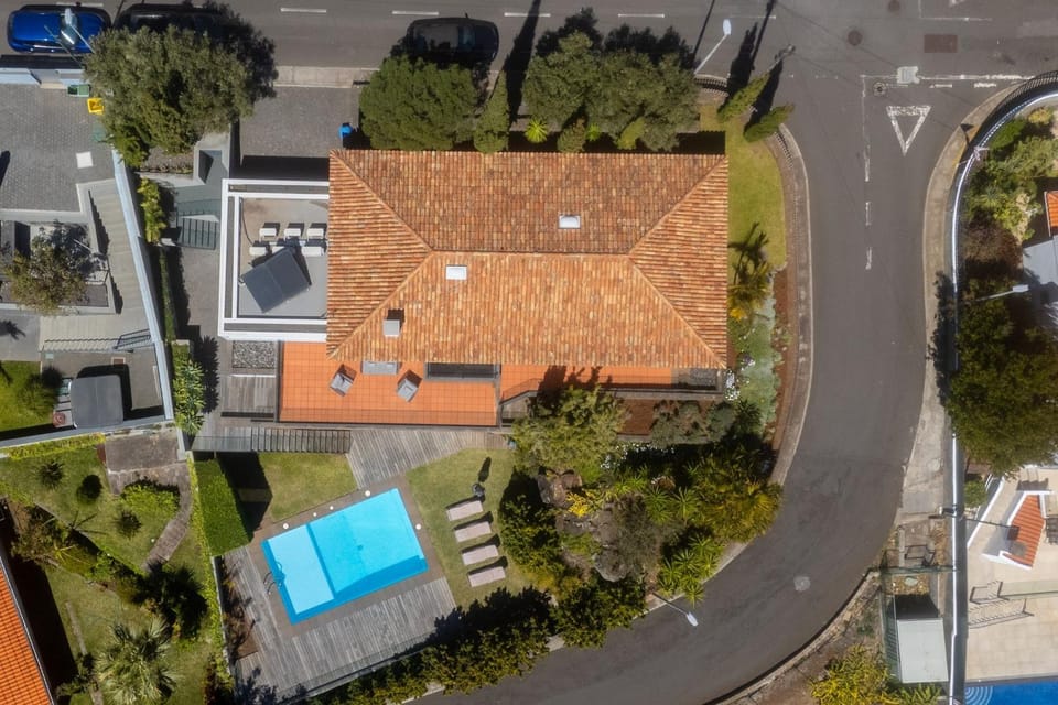 Unmei by LovelyStay Villa in Caniço