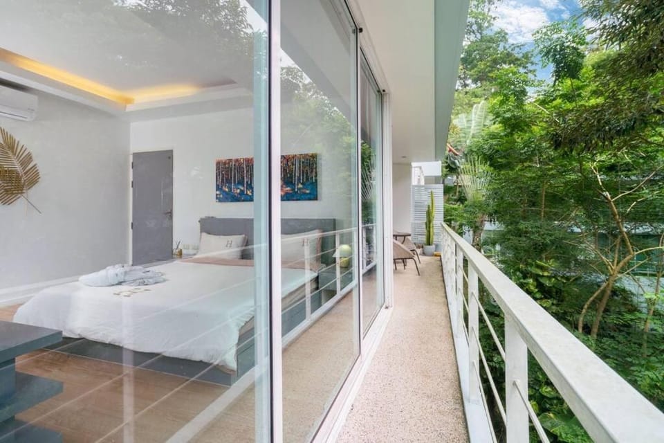 Day, Natural landscape, View (from property/room), Balcony/Terrace, Bedroom