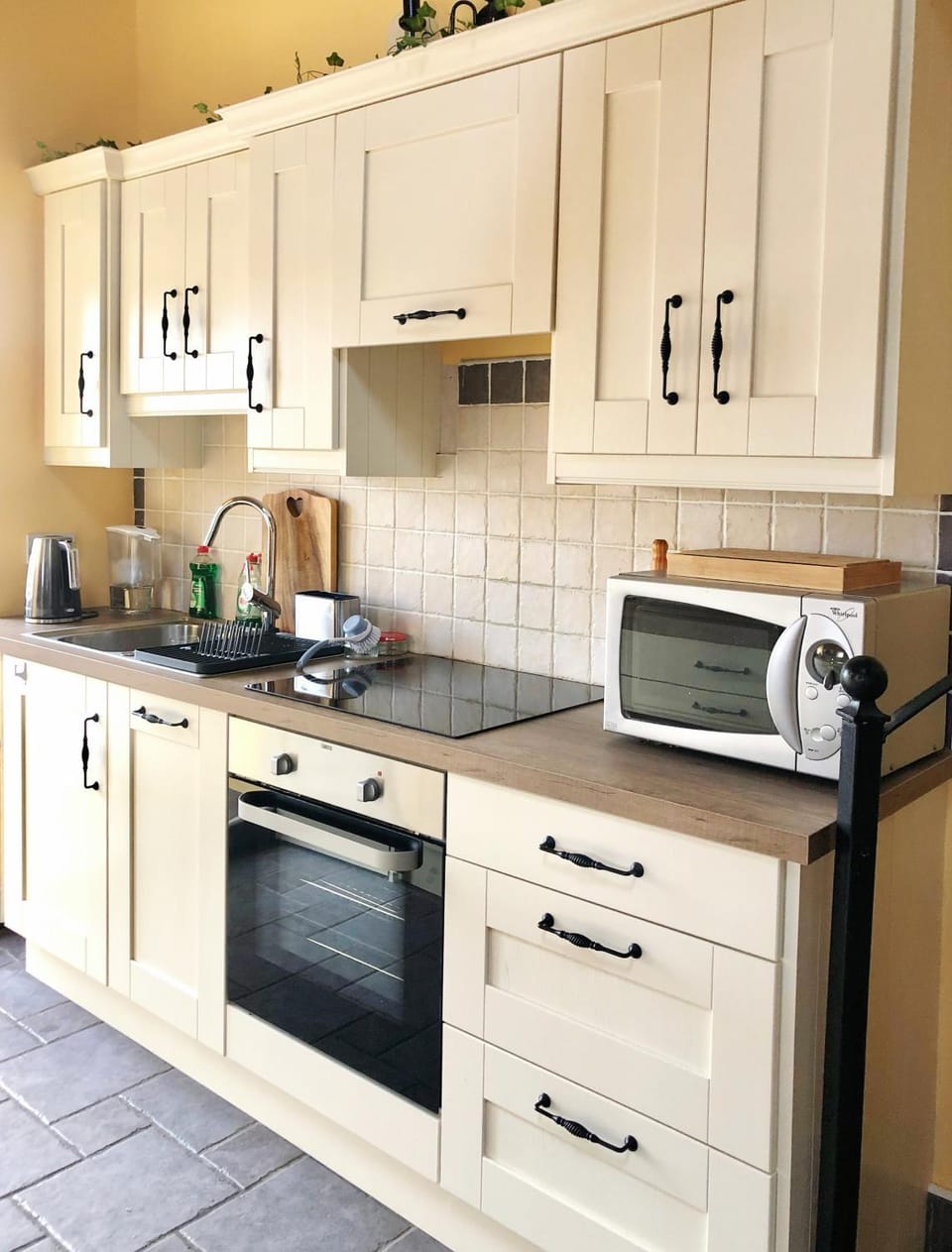 Town center duplex with lift Apartment in Clonakilty