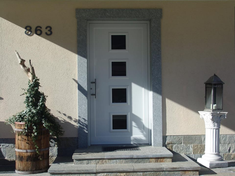 Facade/entrance
