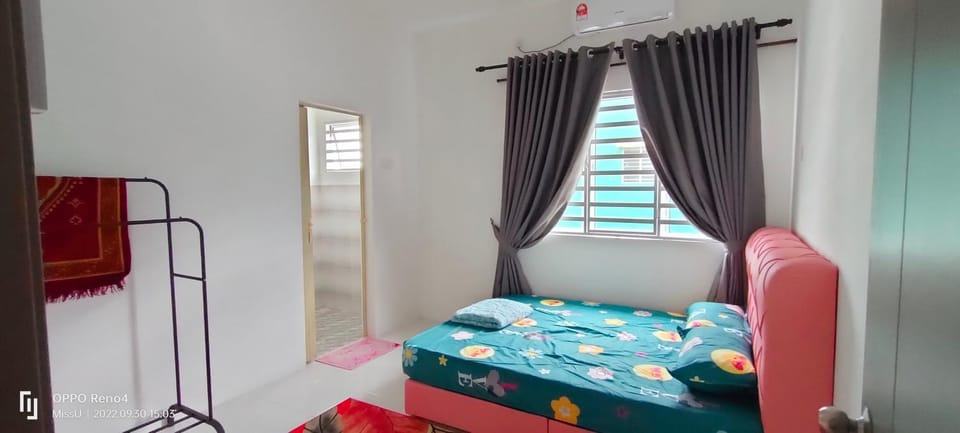 Rayyan Homestay Seri Iskandar Perak Near Utp Uitm Vacation rental in Perak Tengah District