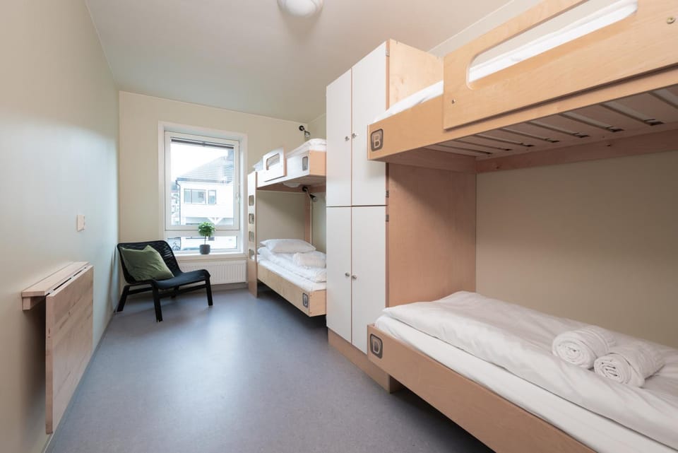 Bed, Bedroom, bunk bed