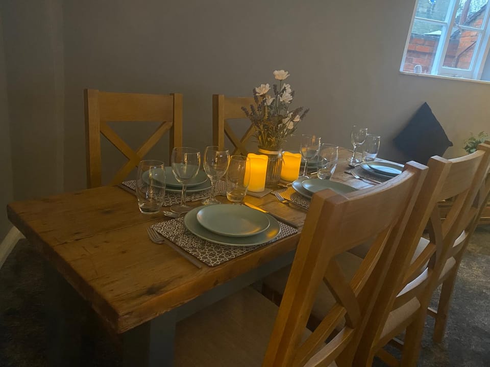 The White Hart Apartment Church View Apartment in Staffordshire Moorlands District