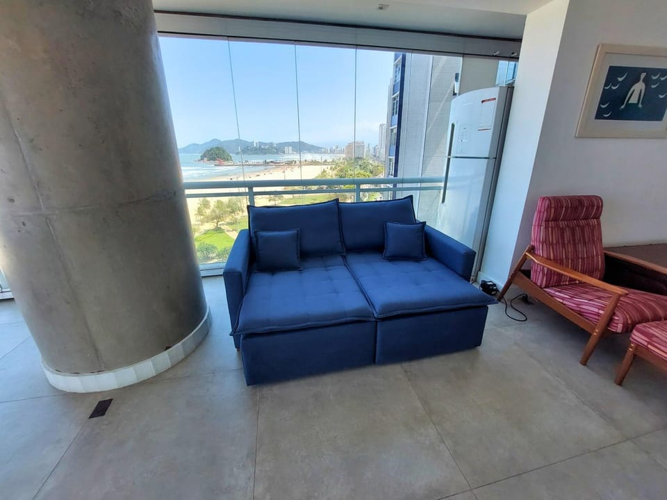 Living room, Beach