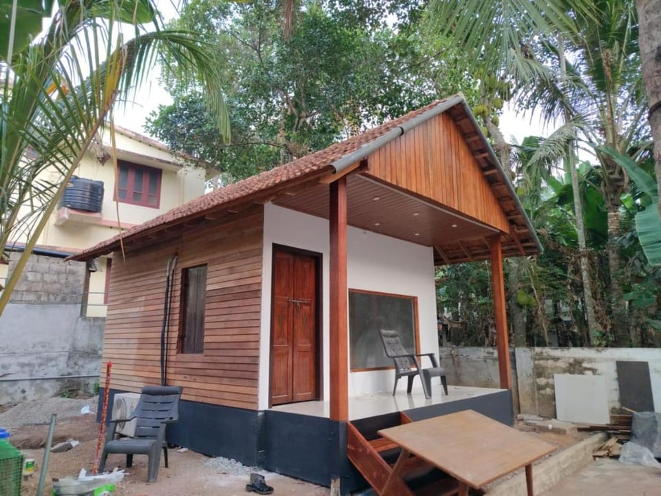Verge Hostel Apartment in Varkala