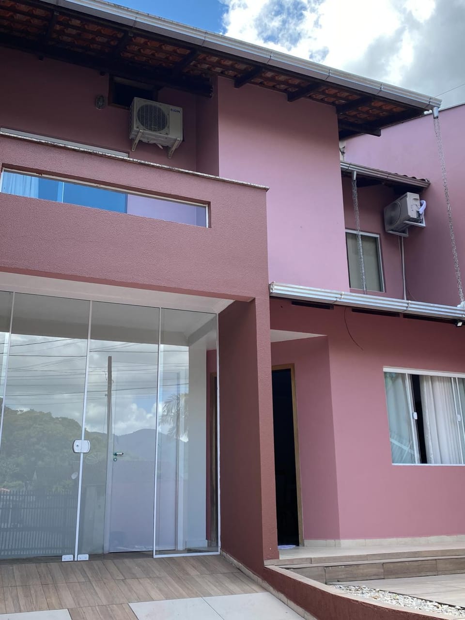 Property building, Day