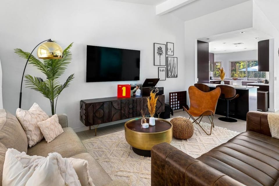 Welcome to LUX Palmas! House in Palm Springs