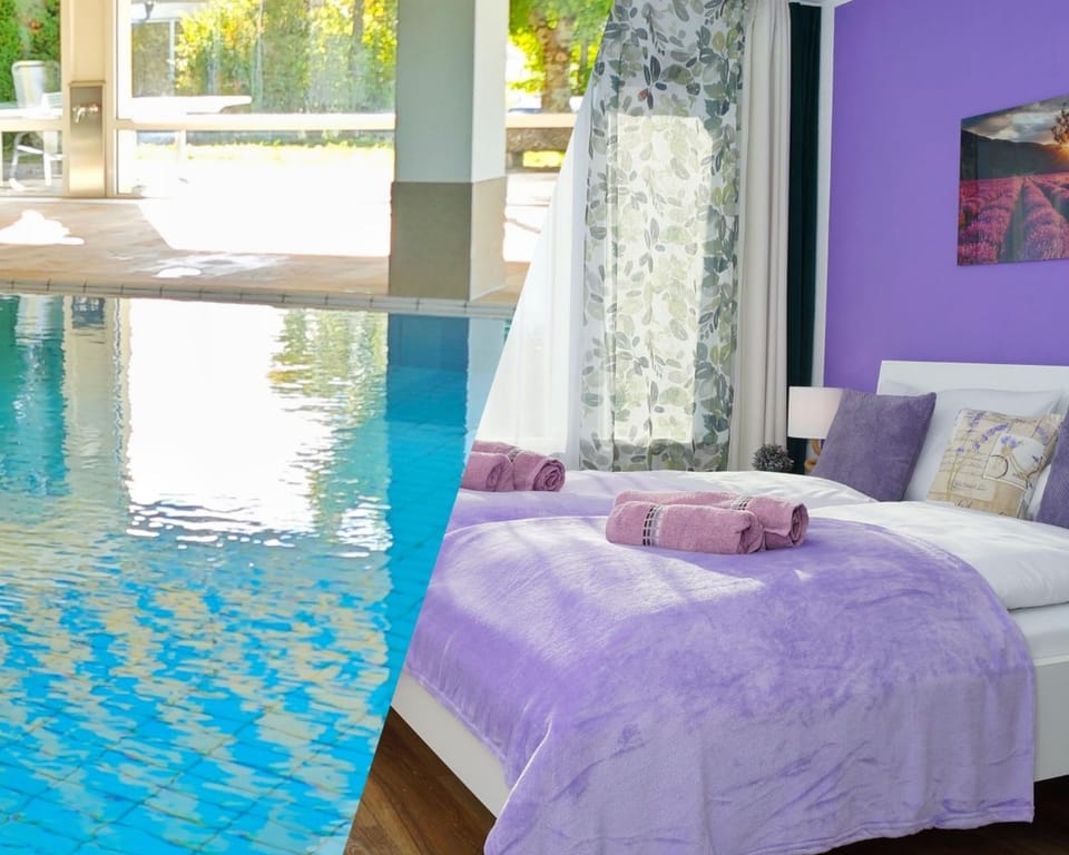 Photo of the whole room, Swimming pool