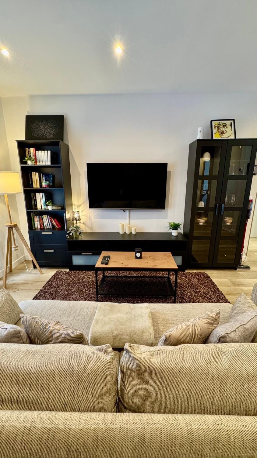 TV and multimedia, Living room