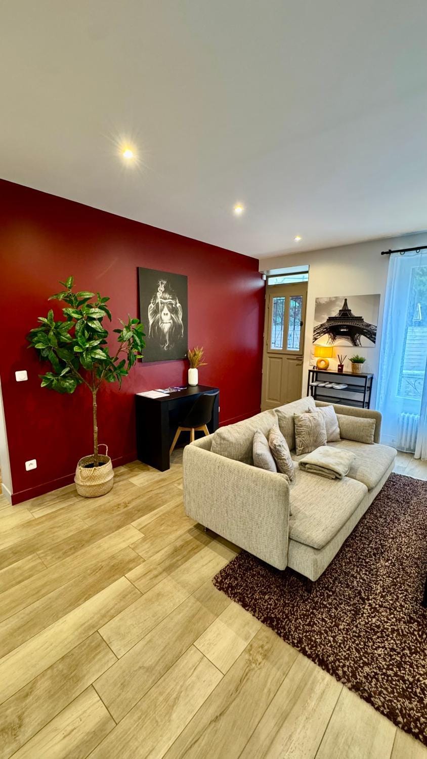 Living room, Seating area