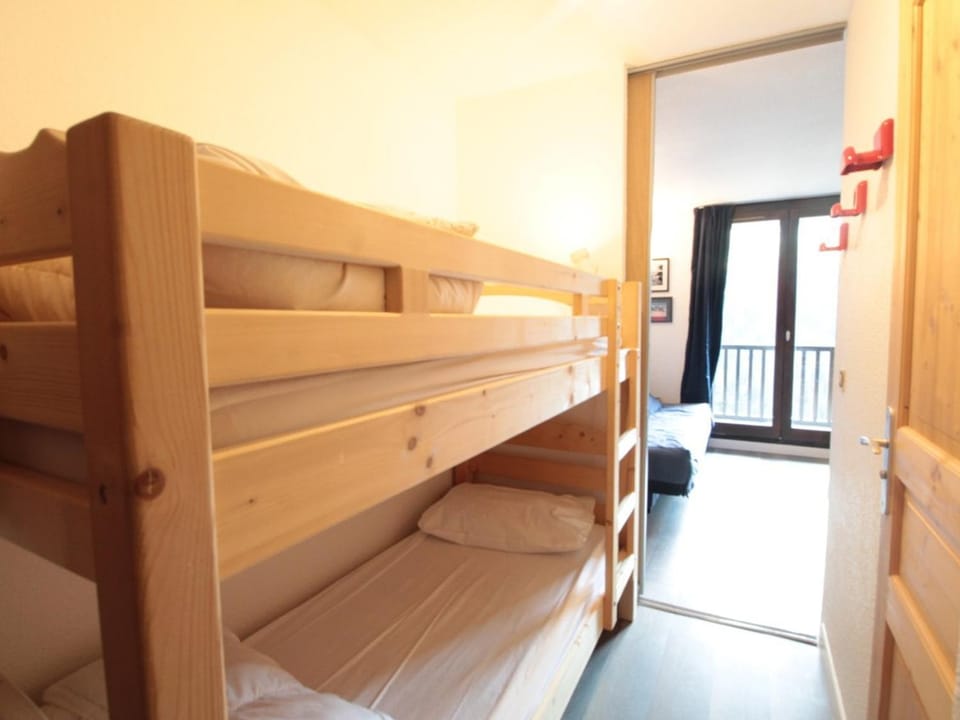 Studio lumineux avec balcon et vue sur pistes, animaux admis - FR-1-687-61 Apartment in Arâches-la-Frasse
