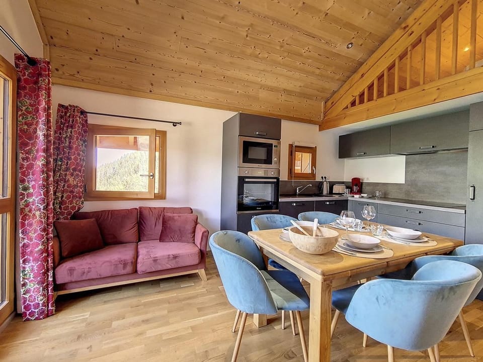 Appartement spacieux rénové · Parking · Proche pistes · Balcon - FR-1-688-16 Apartment in Les Allues
