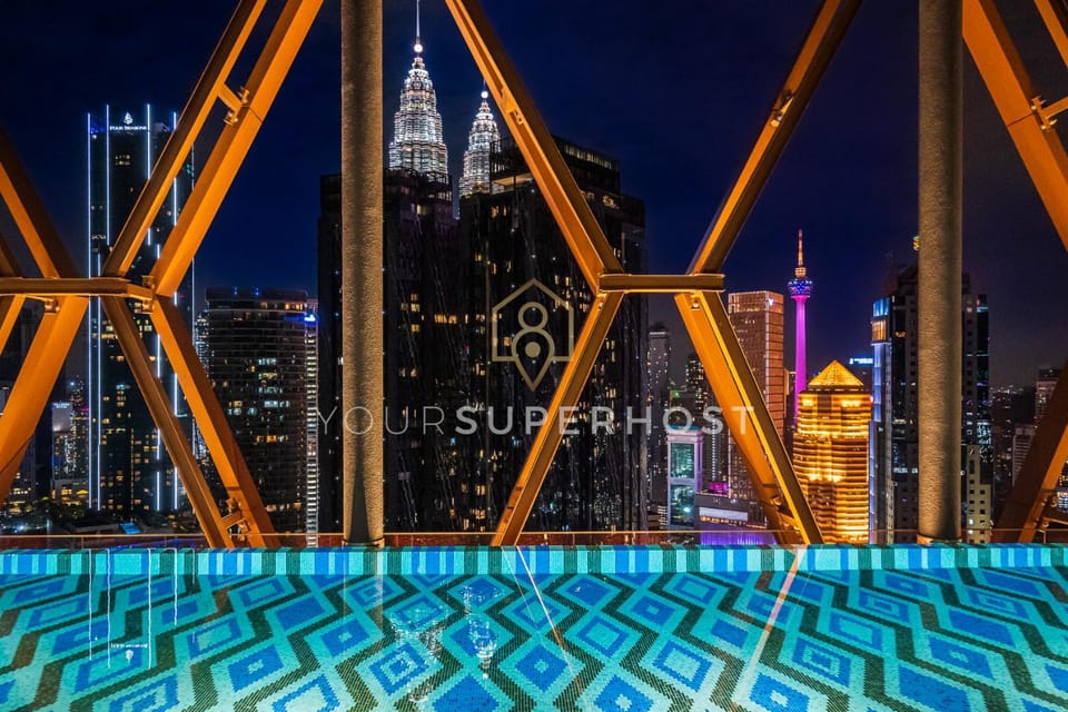City view, Swimming pool