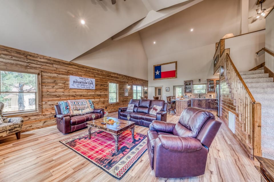 Living room, Seating area, furniture