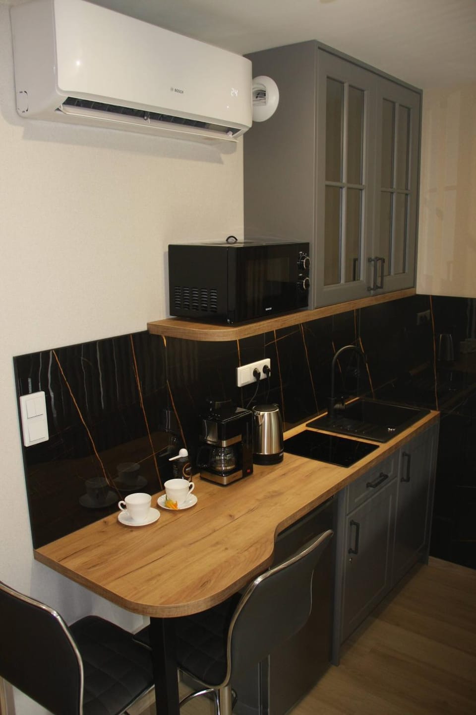 NikoApartments - MiniApartment 2+2 Apartment in Krakow