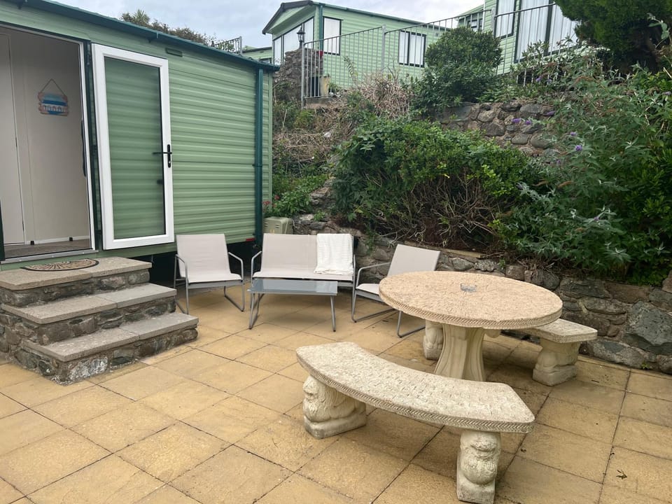 Patio, Garden