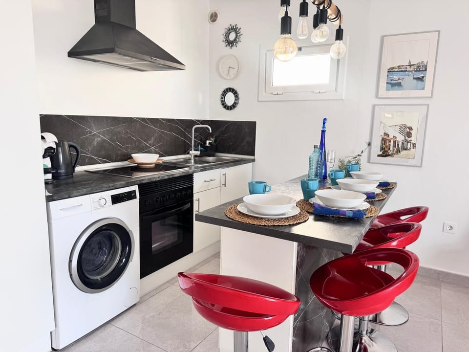 Dining area, oven, stove, toaster, washing machine, kitchen