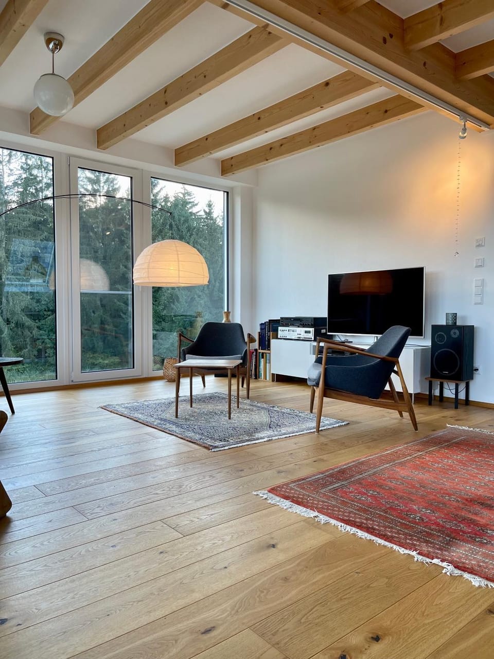 Communal lounge/ TV room, TV and multimedia, Living room, Seating area