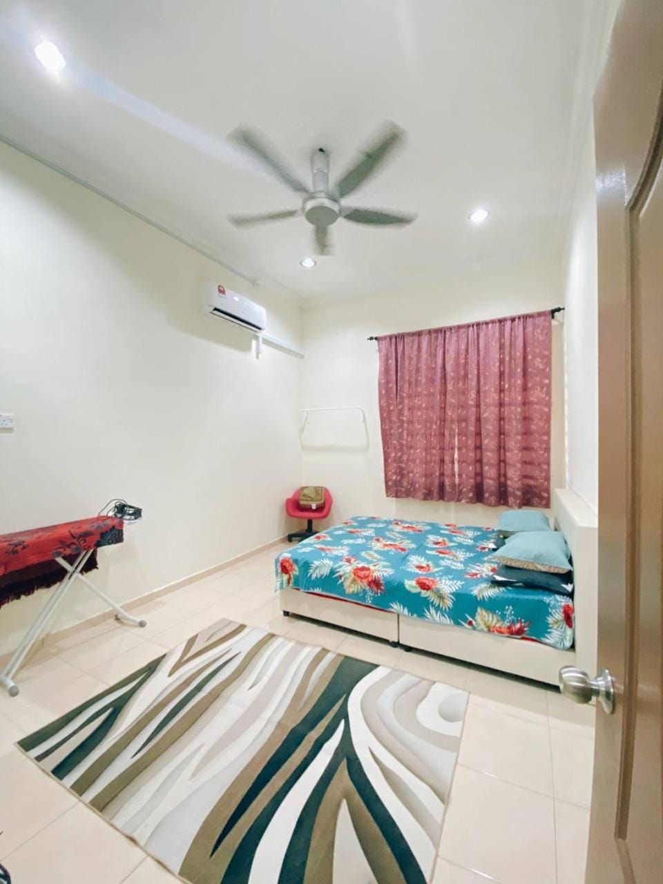 Rawyna homestay segamat Vacation rental in Johor
