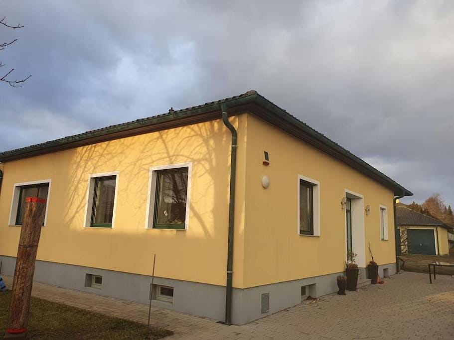 Property building, Day