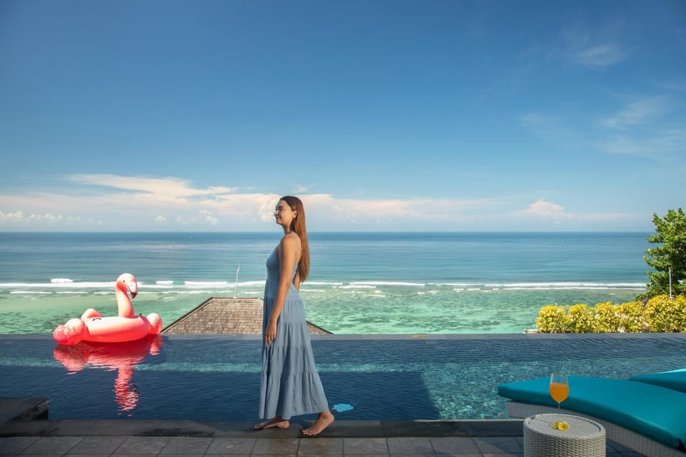 Nearby landmark, Day, People, Pool view, Sea view, Swimming pool, group of guests