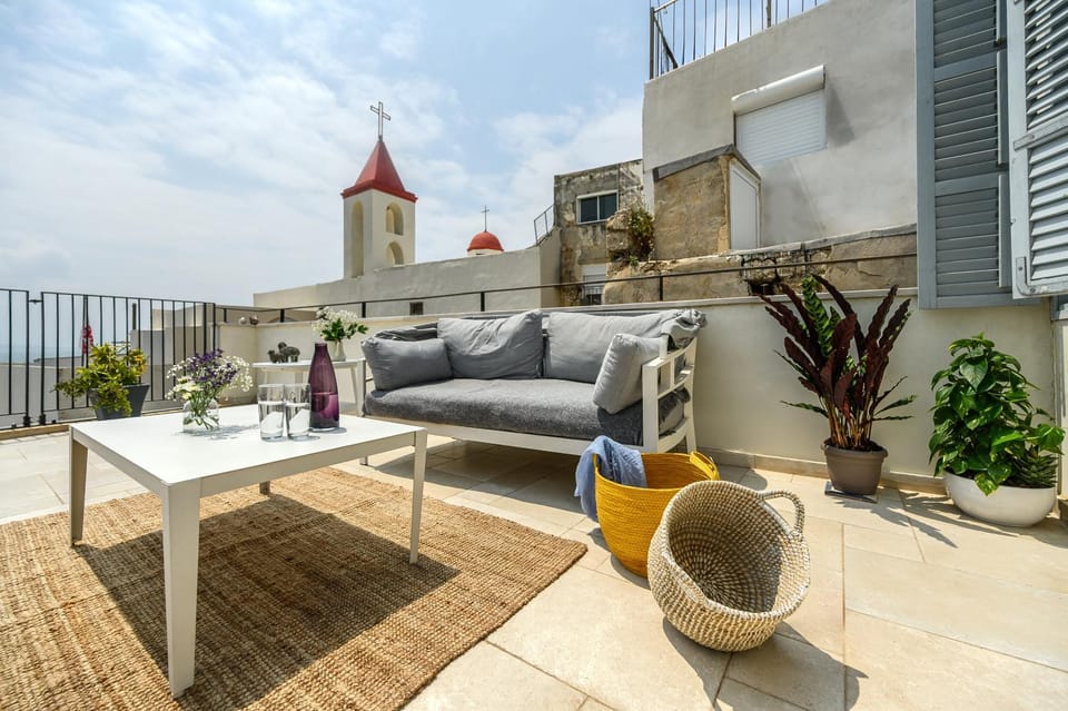Property building, Patio, Day, View (from property/room), Balcony/Terrace, Living room, Seating area, Dining area