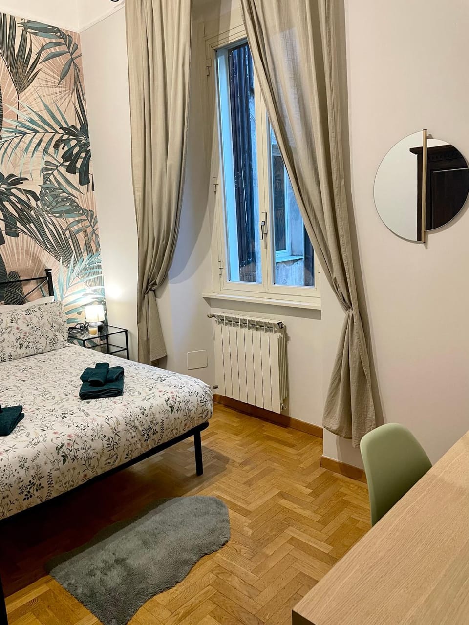 Bed, Bedroom
