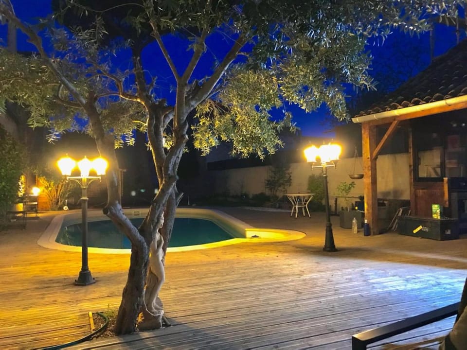 La pause sous le pin B&B Chambres d'hôtes Bed and Breakfast in Occitanie