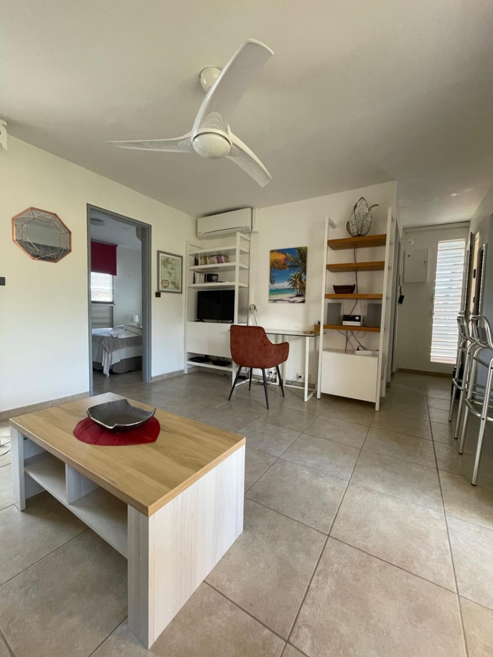 T2 spacieux, confort, piscine & plage à Sainte-Anne Apartment in Sainte-Anne